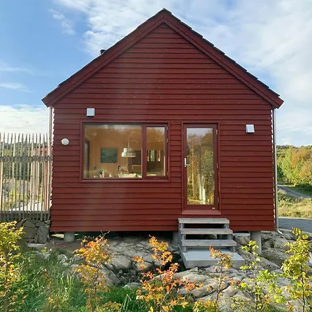 Architect-designed With Sea View In Loshavn * ファールスン